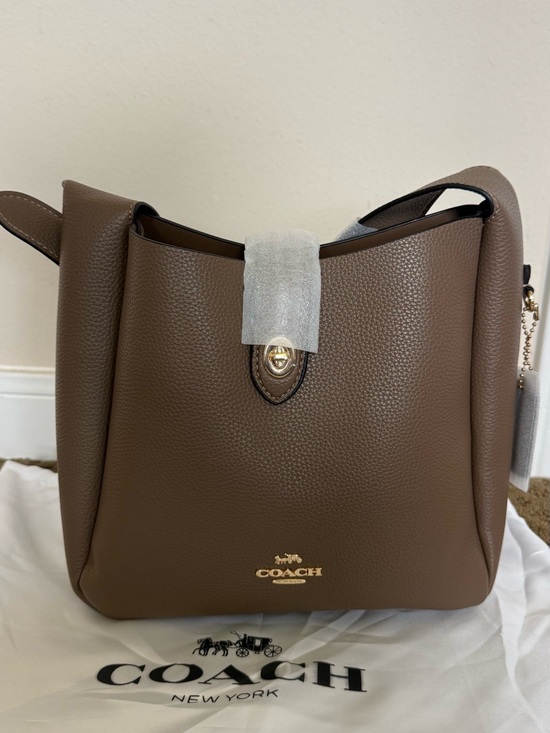 Coach Handbags - NWOT Coach Hadley Convertible Crossbody Bag CW002